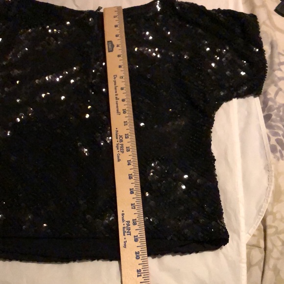 Alice & Olivia Sequin Top - Picture 9 of 10
